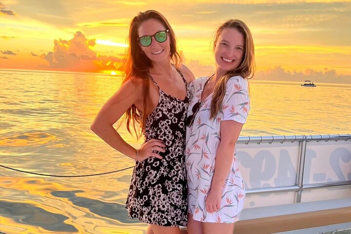 Croisière au coucher du soleil Islamorada avec pain grillé au champagne et collations