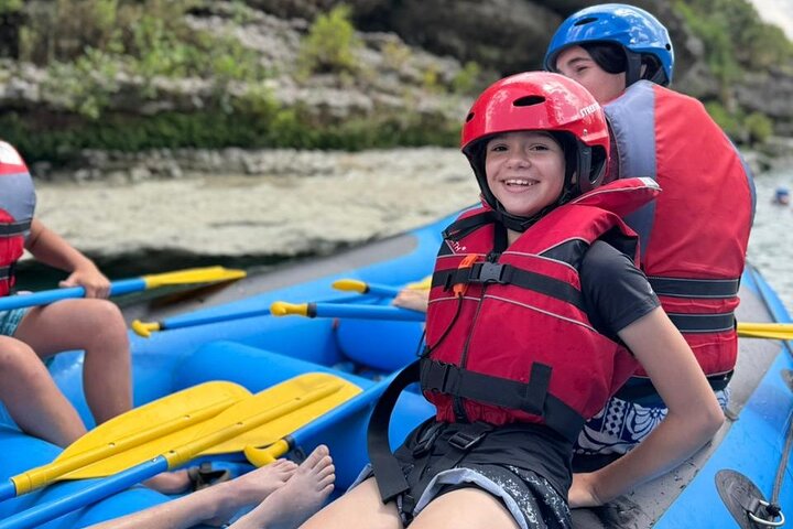 Visita guiada de rafting - Parque Nacional del Río Vjosa - Permet, Albania