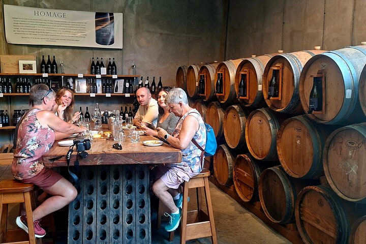 Napier Gourmet Winery Lunsj + smak på 3 store vingårder
