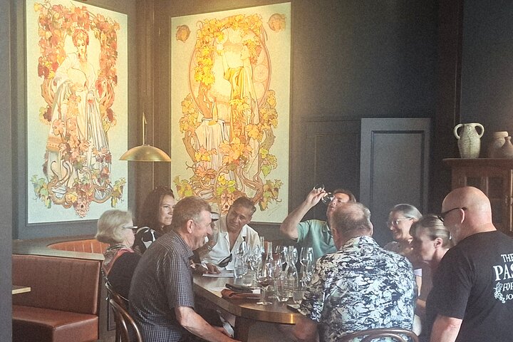 Napier Gourmet Winery Lunsj + smak på 3 store vingårder