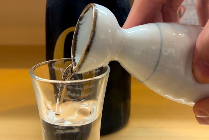 大阪難波バーホッピング:隠れた居酒屋と地元価格