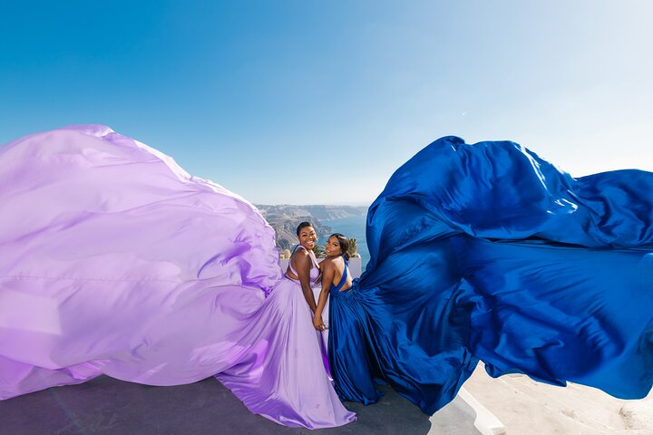 Eksklusiv Santorini Flying Dress Photoshoot med Pickup