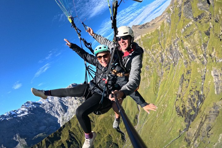 Mürren-Lauterbrunnen : vols panoramiques en parapente tandem