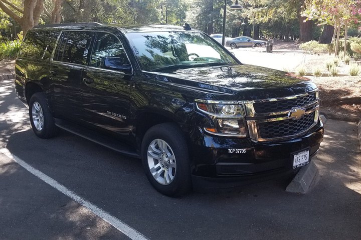 6 hour Luxury Sedan / SUV Private Wine Tour Napa or Sonoma Valley