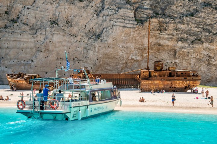Hoteller i nærheden af Zakynthos VIP Above & Beyond Shipwreck & Blue Caves Tour
