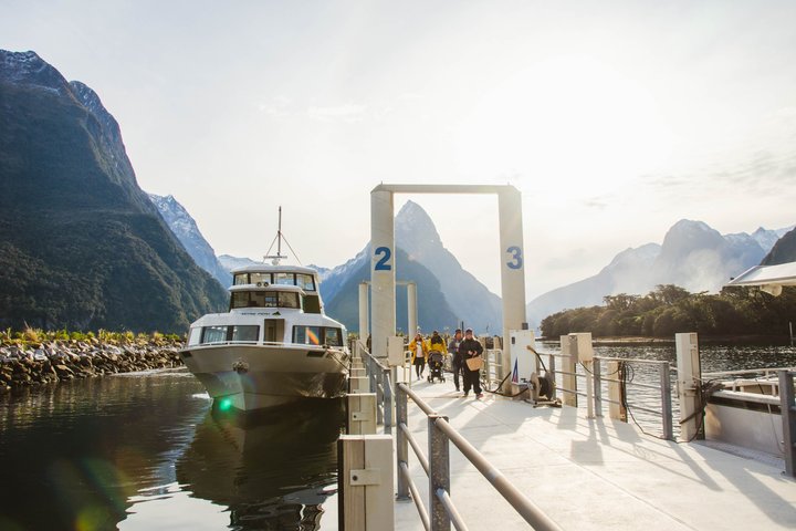 Milford Sound Premium Small Group Tour & Cruise saindo de Queenstown