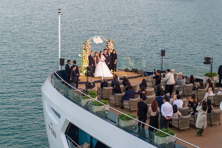 2D1N Elite Lan Ha Bay & Ha Long Bay kryssning med infinitypool