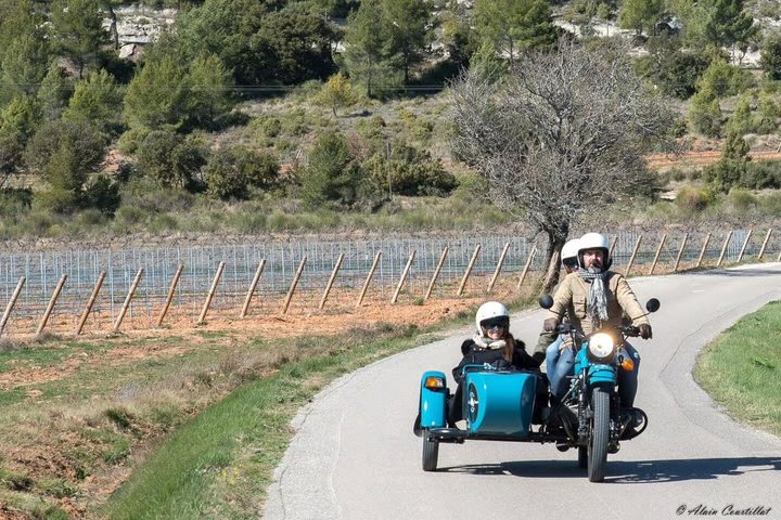 2 timers vintur i sidevogn med afgang fra Aix-en-Provence
