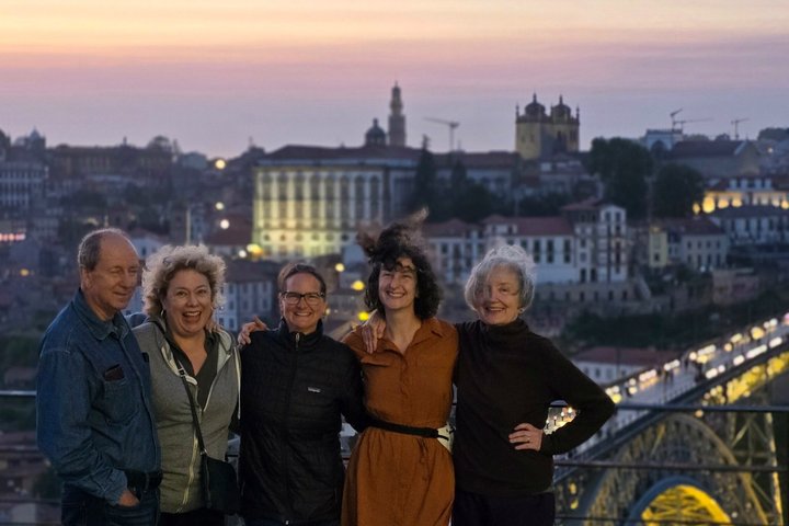 Porto: Exclusive Tour in a Vintage VW Kombi with an Open Roof
