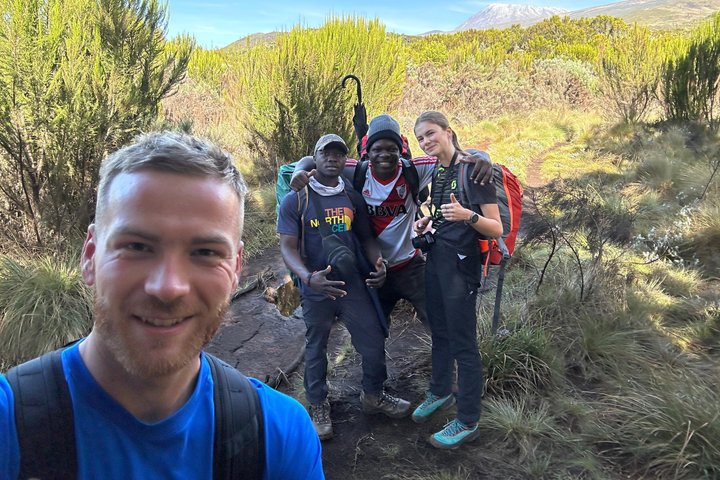 Experiencia de un día en el Kilimanjaro por KILITA SAFARIS