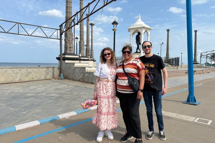 Bäst rankad dagsutflykt till Mahabalipuram och Pondicherry med Guide Lunch