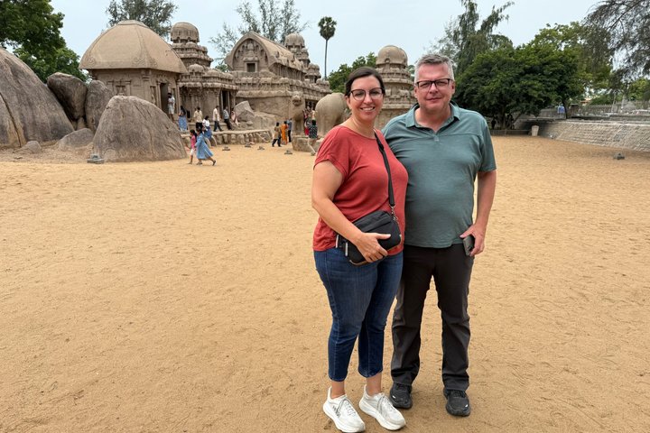 Viaje de Mahabalipuram y Pondicherry desde Chennai con 01 noche de alojamiento