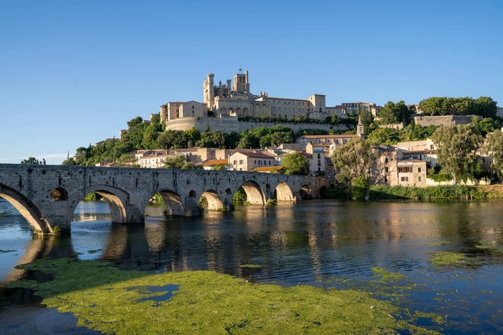 Hello Narbonne : Private 2 - Hour Intro Paseo por la ciudad con guía local