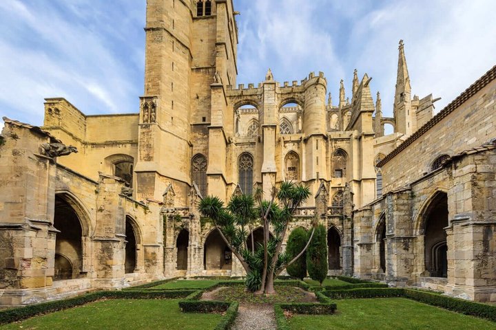 Hello Narbonne : Private 2 - Hour Intro Paseo por la ciudad con guía local