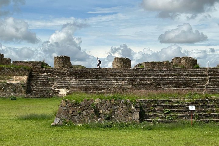 Compleet 3-uur durend bezoek aan Monte Alban inclusief toegangsbewijs.