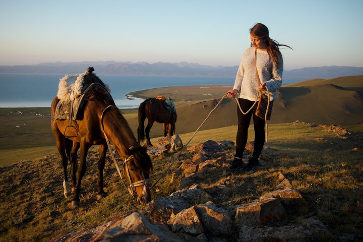 Aventure toute l'année : randonnée à cheval de 3 jours jusqu'au lac Song Kul