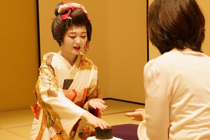 Tokyo : 3 - Geisha Show med Shamisen, Game & Matcha i Asakusa