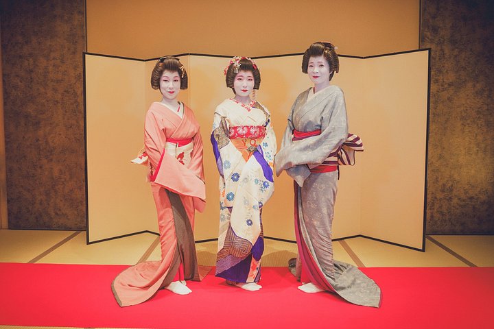 Tokyo : 3 - Geisha Show med Shamisen, Game & Matcha i Asakusa
