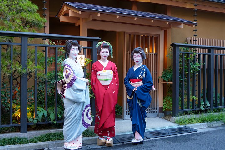Tokyo : 3 - Geisha Show med Shamisen, Game & Matcha i Asakusa
