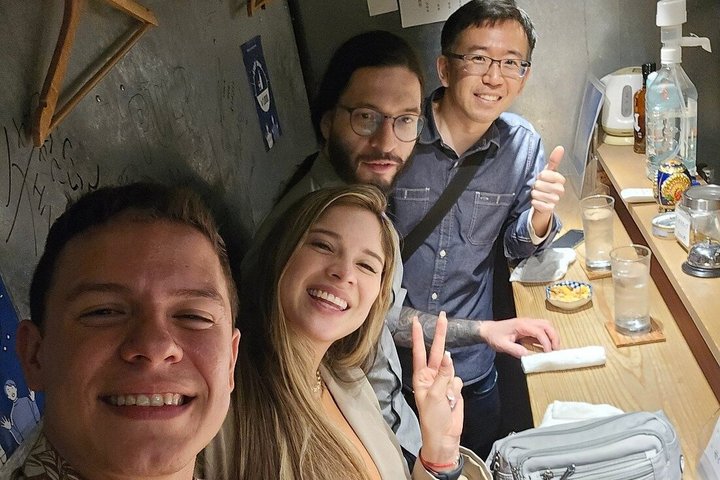 Osaka Local Izakaya Hopping : Comida, bebidas y vida nocturna