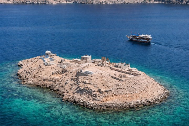 Crucero Dhow nocturno por Musandam Khasab con cena de barbacoa