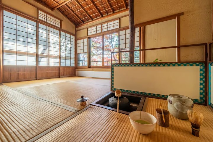 Cérémonie de dégustation et de thé Uji Matcha avec l'ancien Geiko + Uji Walk