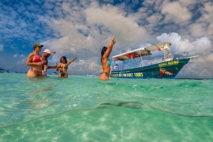 El Cielo Cozumel Snorkel Private Boat + Food + Drinks + Beach