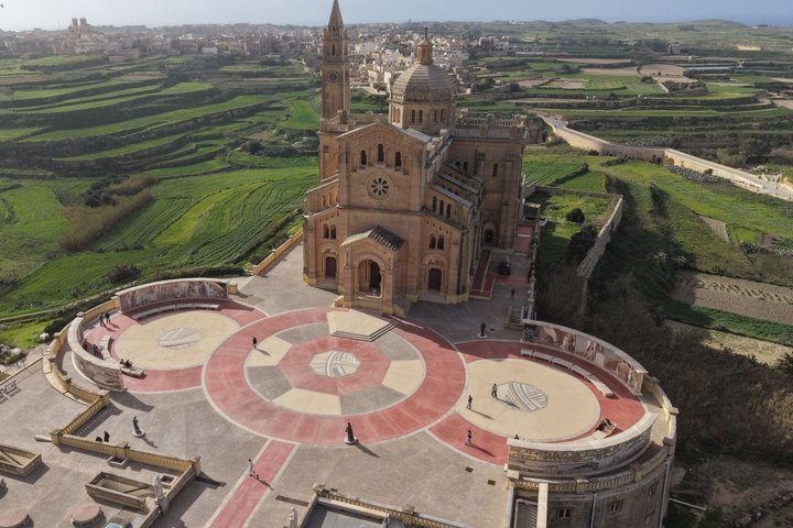Malta: Gozo Full Day Buggy Tour with lunch and Comino Stop