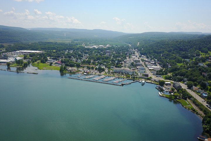 Finger Lakes NY: Ithaca-Watkins Glen Självguidad ljudtur