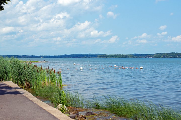 Finger Lakes NY: Ithaca-Watkins Glen Självguidad ljudtur