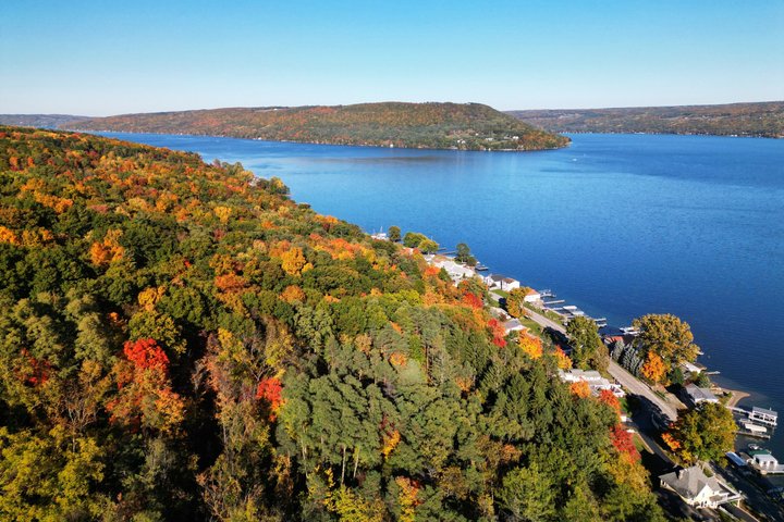 Finger Lakes NY: Ithaca-Watkins Glen Självguidad ljudtur