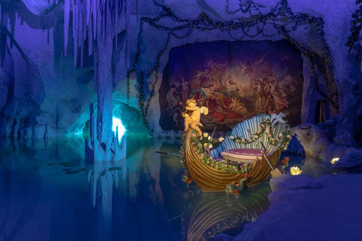Gita di un giorno VIP Neuschwanstein, Linderhof e Grotta da Monaco di Baviera