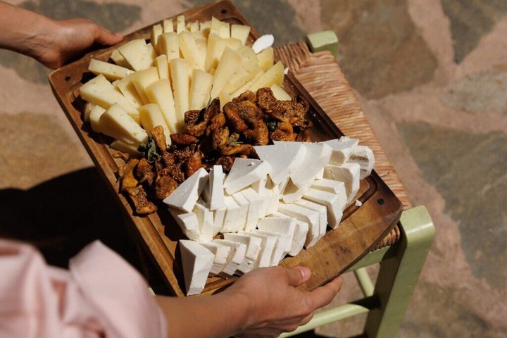 Naxos Old Town Private Food Tour met diner en pick-up