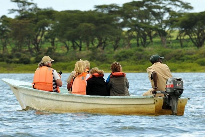 Excursión de un día al parque nacional Hells Gate y paseo en barco por el lago Naivasha