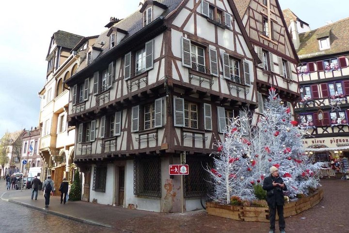 Tour a piedi di Colmar 2H con piccola crociera in barca a Venezia