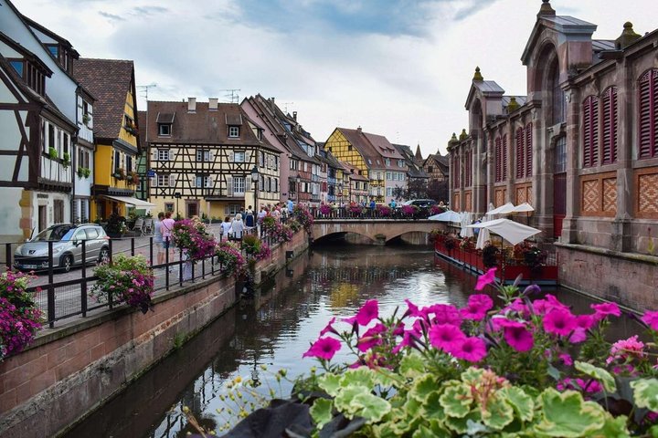 Tour a piedi di Colmar 2H con piccola crociera in barca a Venezia