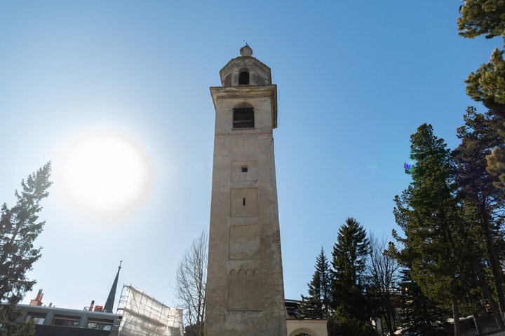 Tour a piedi della cultura privata di St Moritz oltre le piste