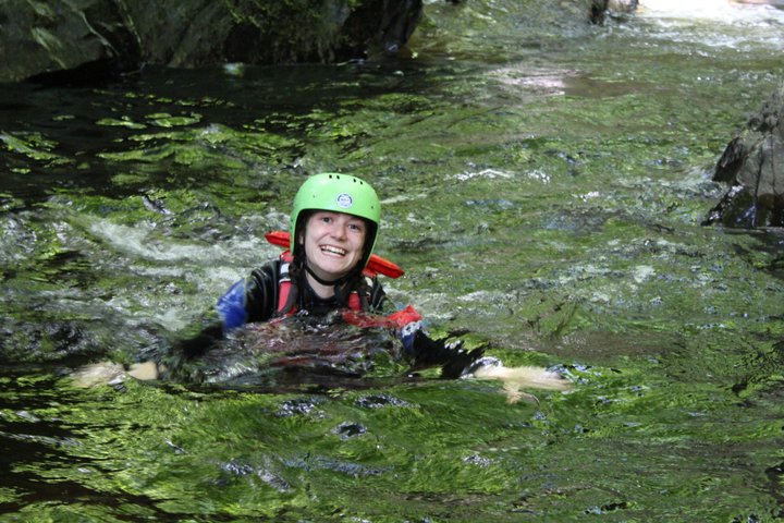 Canyoning Halvdagstur på Keltneyburn fra Aberfeldy