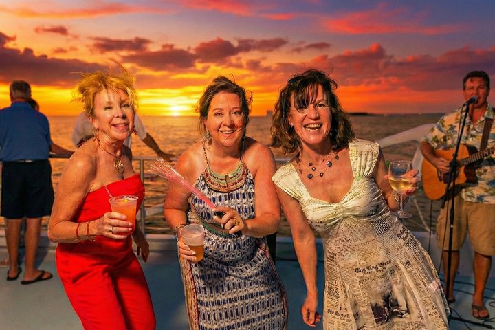 Key West Signature Sunset Sail med levende musikk, åpen bar og mat