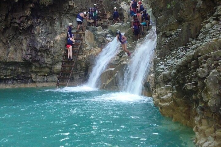 27 Wasserfälle von Damajagua : 7 Charcos Abenteuer Erfahrung