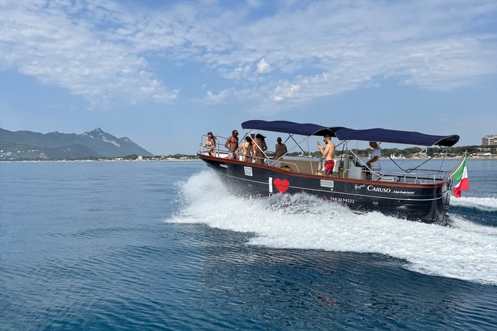 Tickets zu den Pontinischen Inseln an Bord der Gozzo Caruso ab Sperlonga
