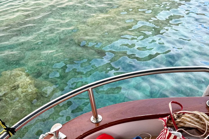 Tickets zu den Pontinischen Inseln an Bord der Gozzo Caruso ab Sperlonga