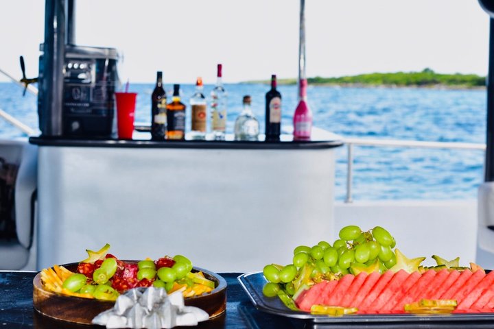 #1 Punta Cana Hip Hop Adults Only Party Boat avec Open Bar et DJ