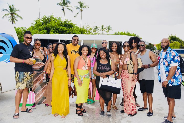 #1 Punta Cana Hip Hop Adults Only Party Boat avec Open Bar et DJ
