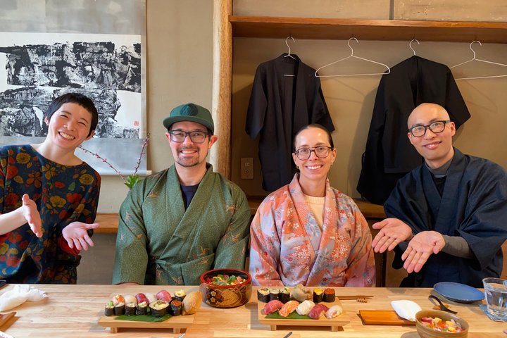 Privat sushilektion i Tokyo–6 slag, kulturhistoria och full måltid