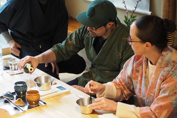 Privat sushilektion i Tokyo–6 slag, kulturhistoria och full måltid
