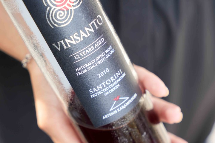 Santorini vinsmagning og premium frokost på det prisvindende vingård