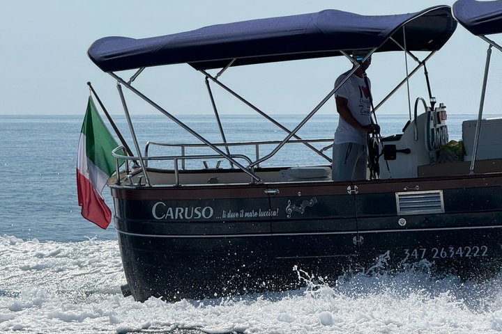 Tickets zu den Pontinischen Inseln an Bord der Gozzo Caruso ab Sperlonga