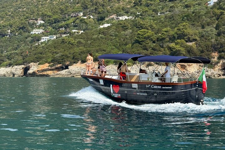 Tickets zu den Pontinischen Inseln an Bord der Gozzo Caruso ab Sperlonga