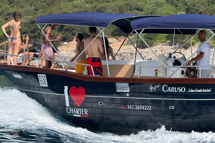 Tickets zu den Pontinischen Inseln an Bord der Gozzo Caruso ab Sperlonga